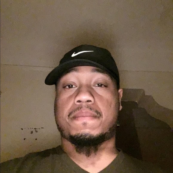 Meet your Posher, Dwayne - Picture 1 of 1